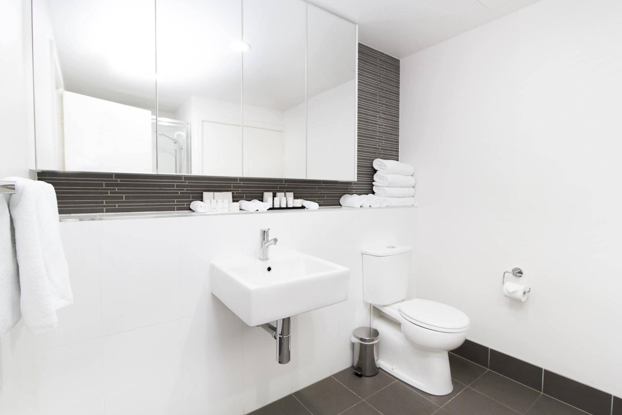 Aparthotel Abode Tuggeranong Canberra Exteriér fotografie