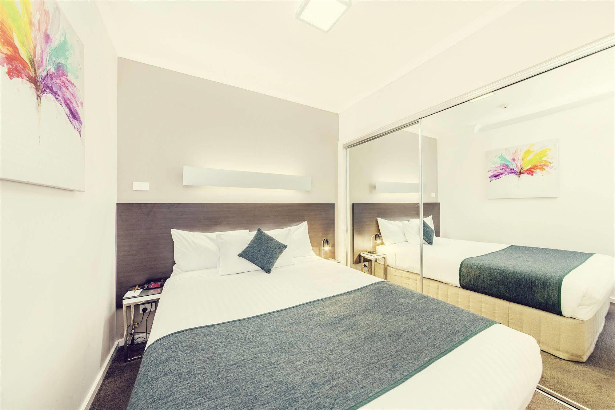 Aparthotel Abode Tuggeranong Canberra Exteriér fotografie